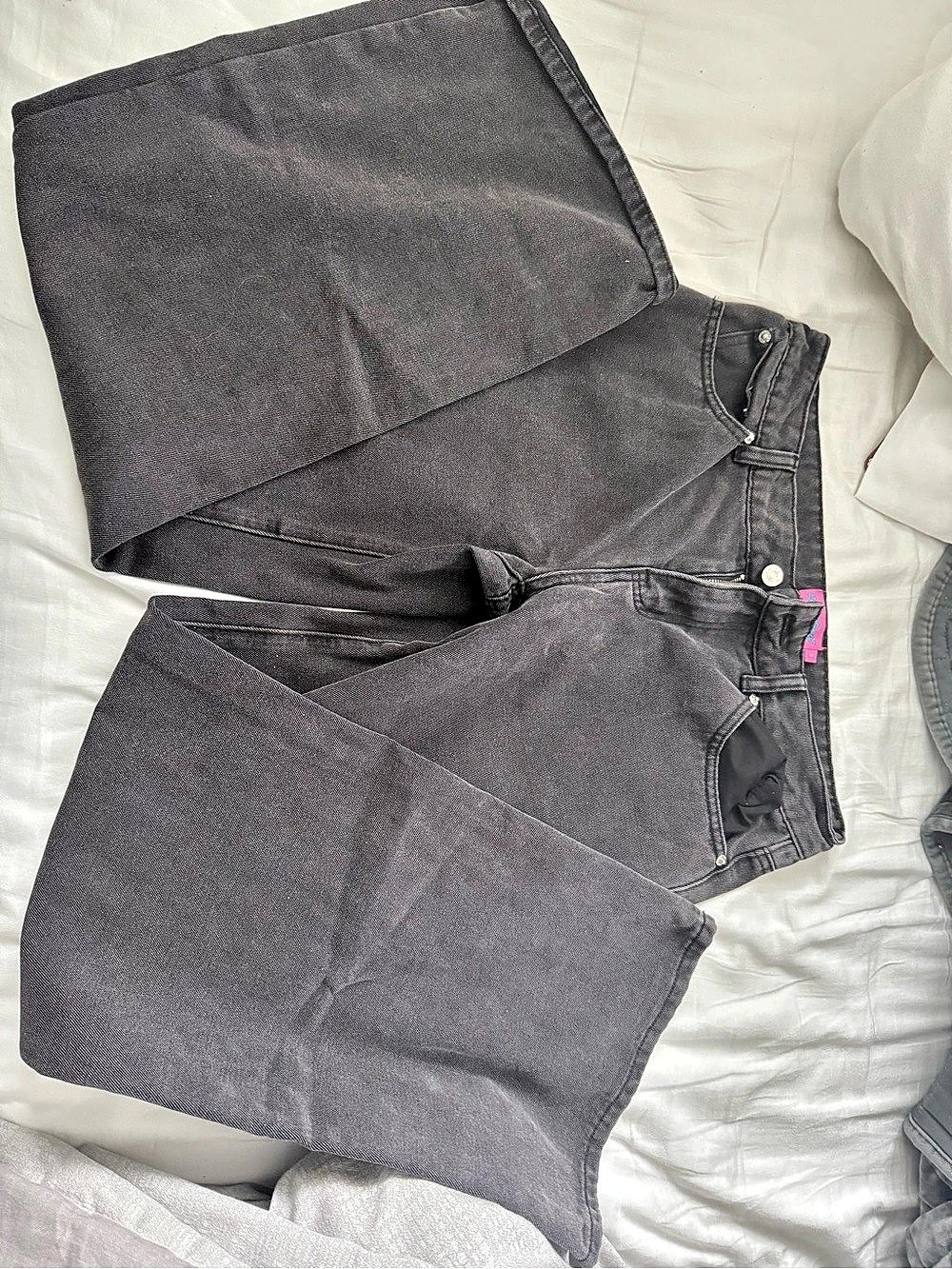 Edikted Women's Boot Cut Jeans in Gray Size M (
Like New